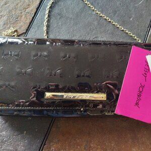 NWT Betsy Johnson Patent Leather Cross Body Clutch Purse